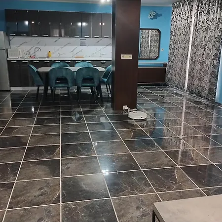 Majestic Apartment